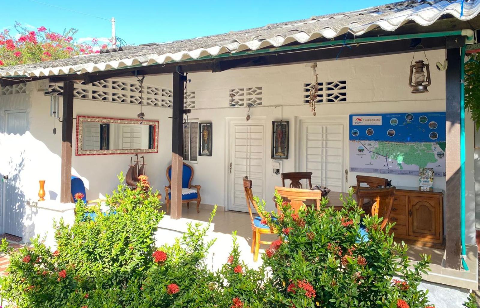 Hostal Del Mar - Tolu Bagian luar foto